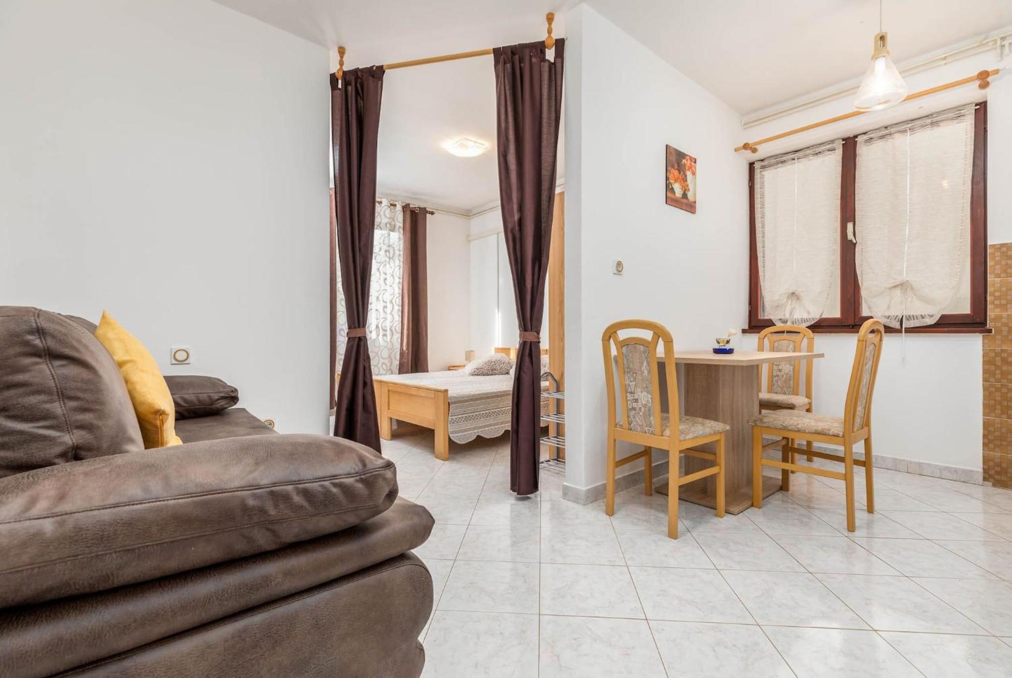 Lovely Apartments In Valbandon Fažana Kültér fotó